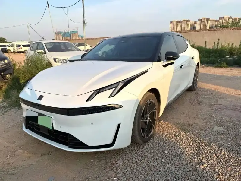 Lynk & Co 07 EM-P, 2025