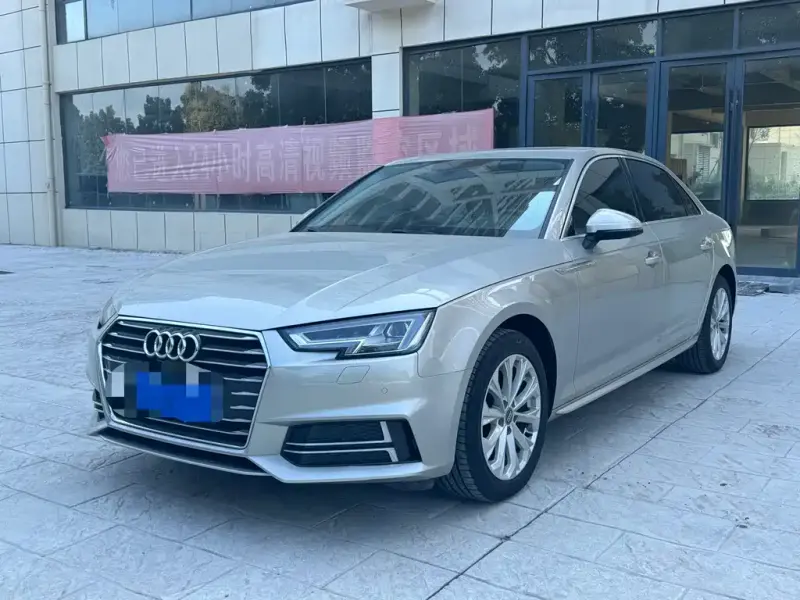 Audi A4L, 2019