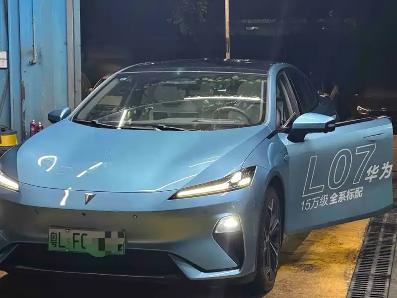 Deepal L07, 2024