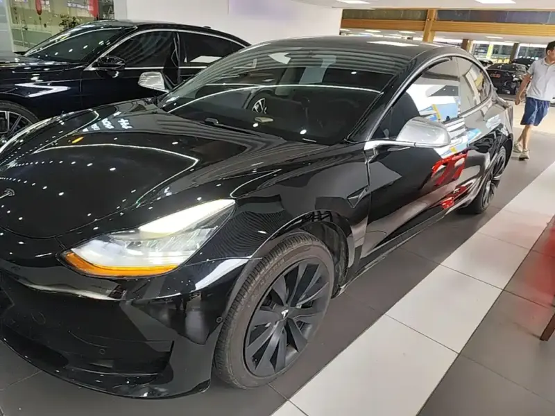 Tesla Model 3, 2020