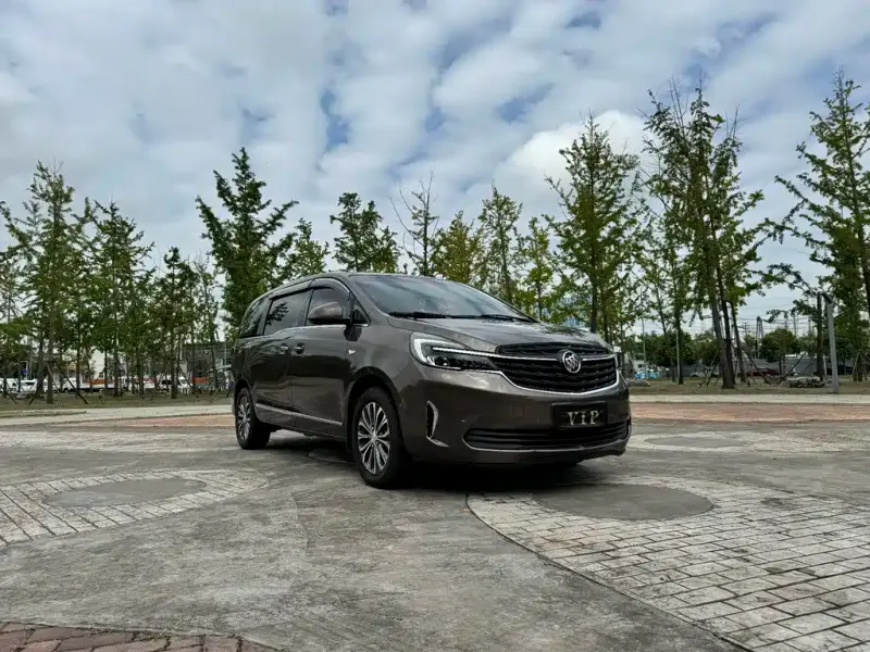 Buick GL8, 2022