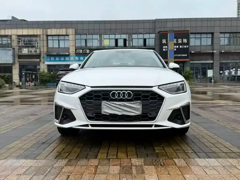 Audi A4L, 2022