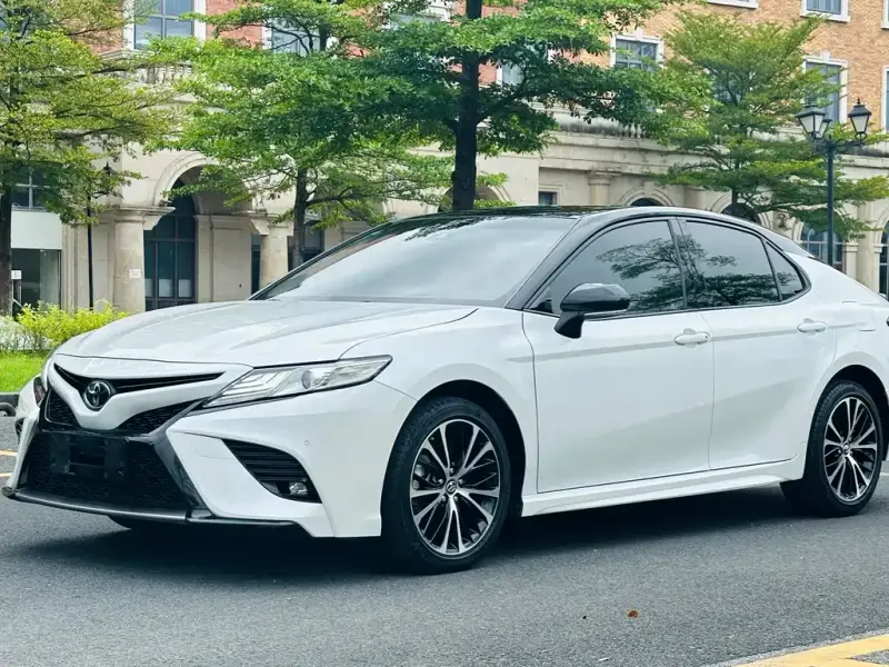 Toyota Camry, 2020