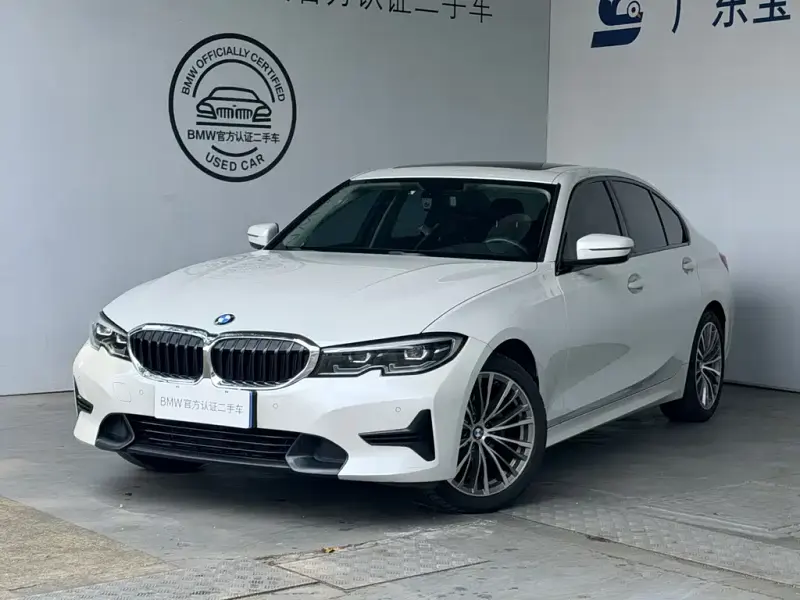 BMW 3 Series, 2021