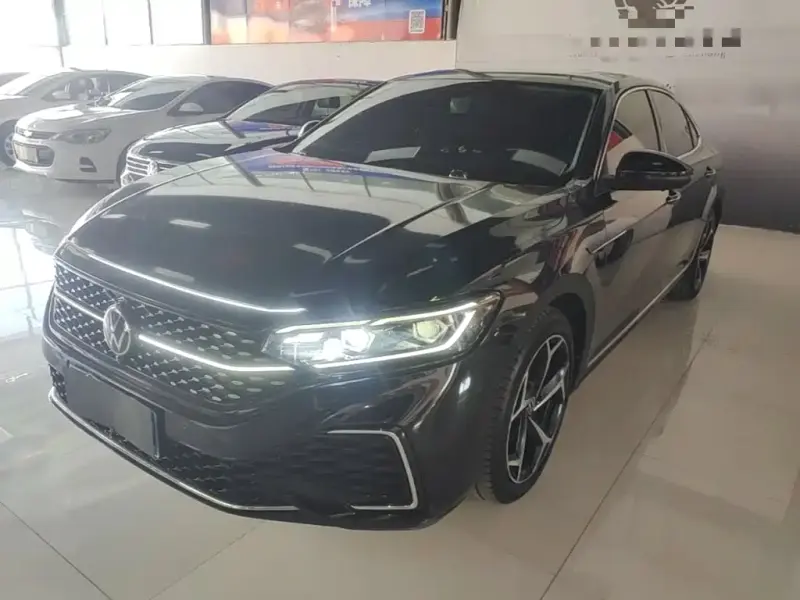Volkswagen Passat, 2023