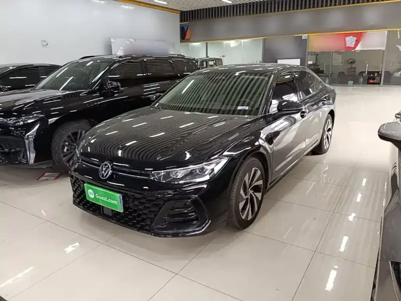 Volkswagen Passat, 2025