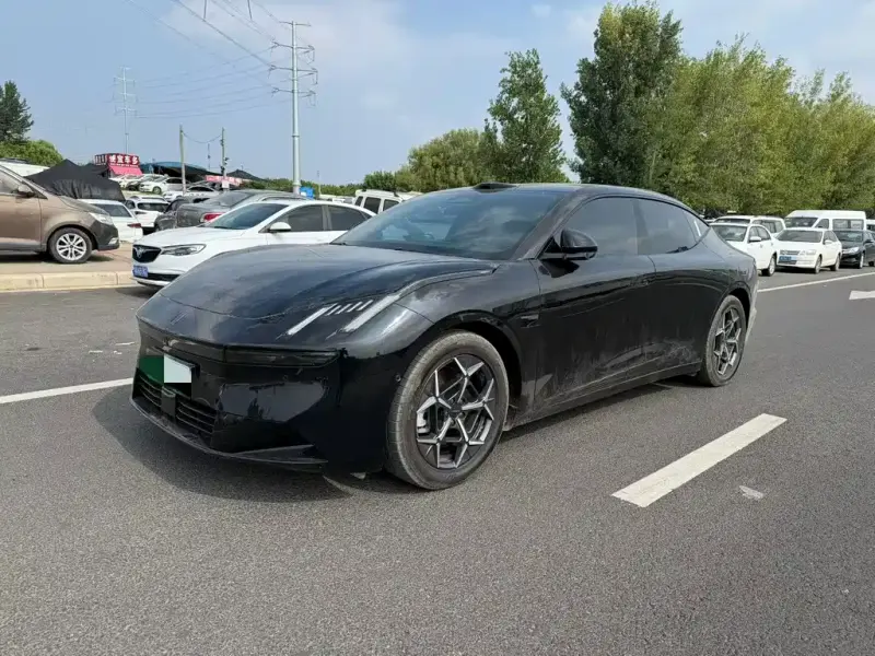 Lynk & Co 10, 2025