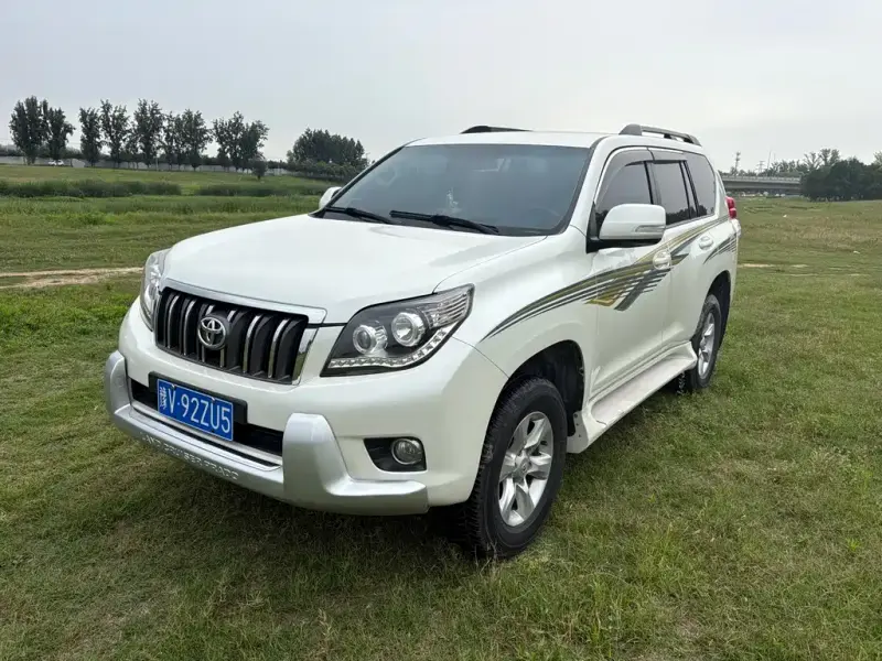 Toyota Prado (Import), 2012