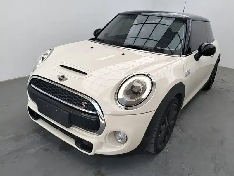MINI Mini, 2015
