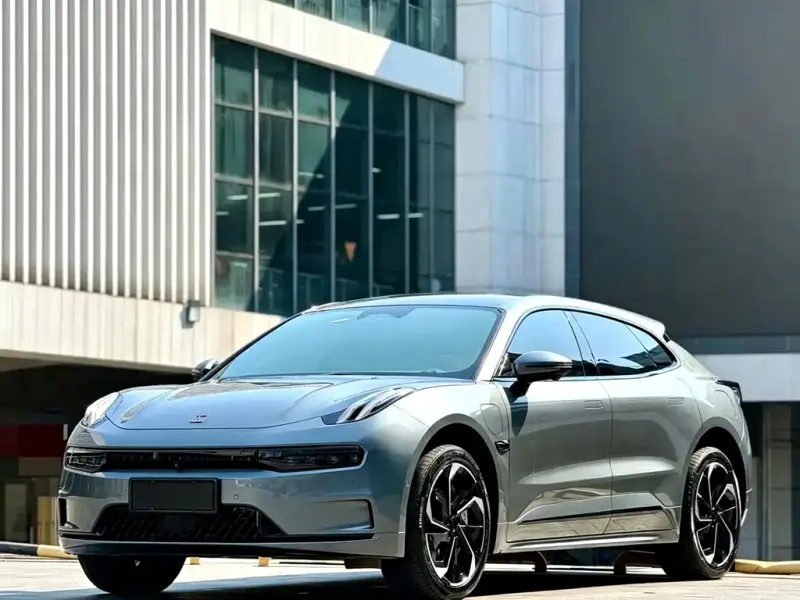 Zeekr 001, 2022