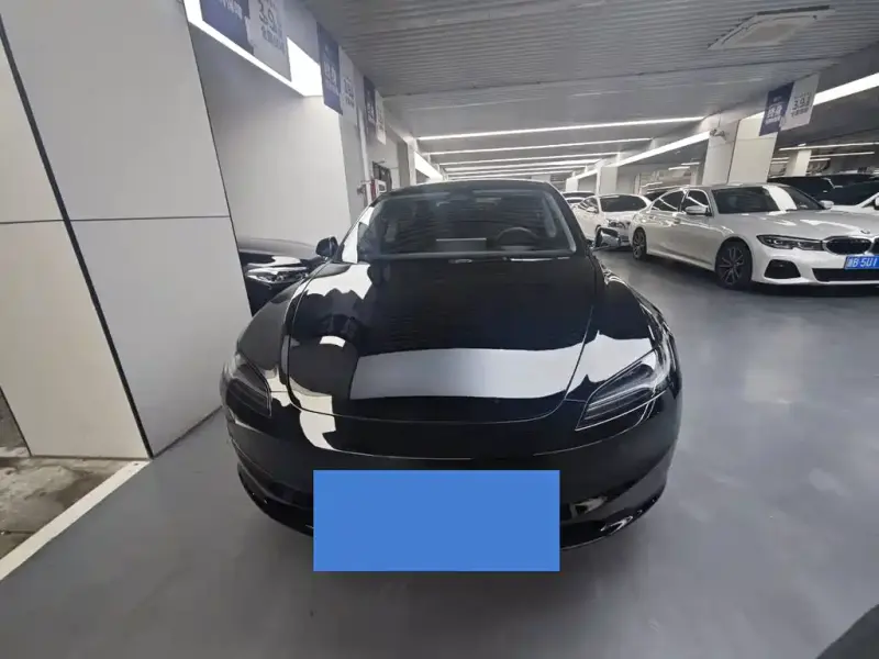 Tesla Model 3, 2023