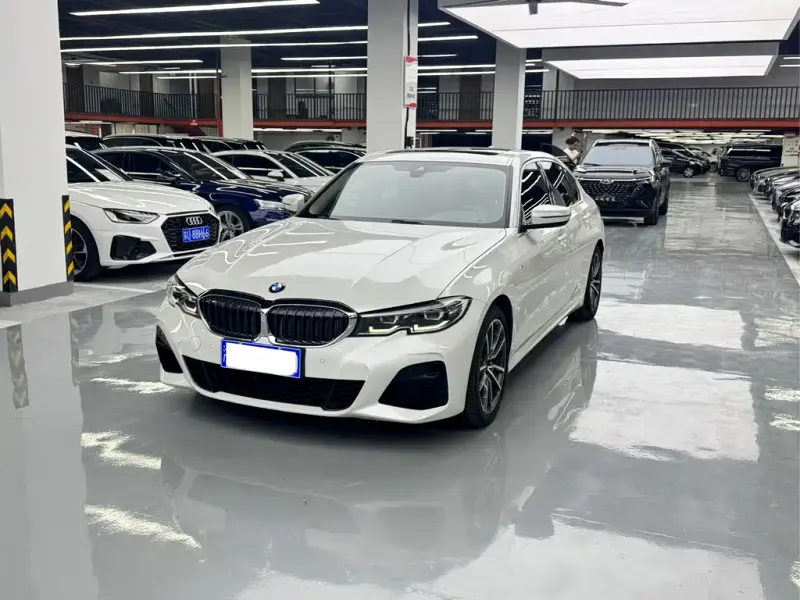 BMW 3 Series, 2021
