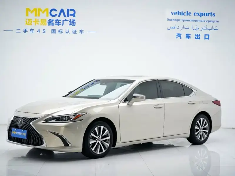 Lexus ES, 2018