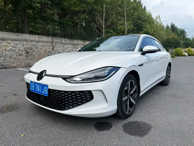 Volkswagen Lamando, 2023