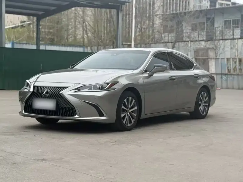 Lexus ES, 2019