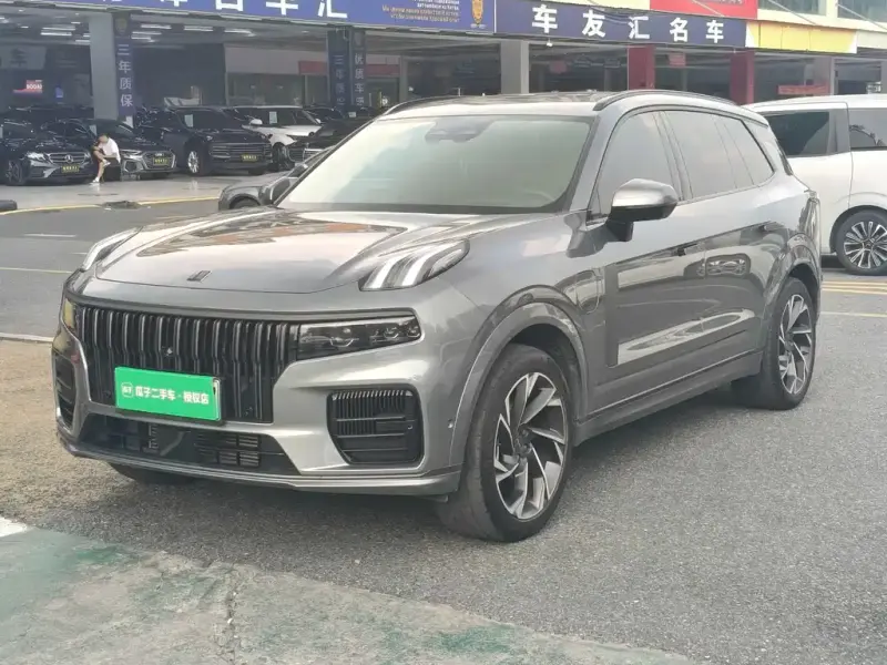 Lynk & Co 09 EM-P, 2022