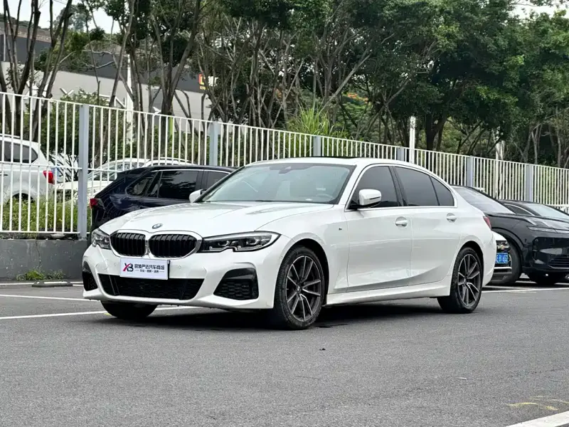 BMW 3 Series, 2021
