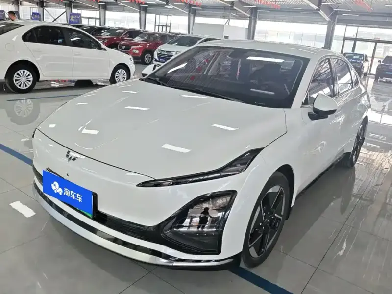 Wuling Xingguang, 2024