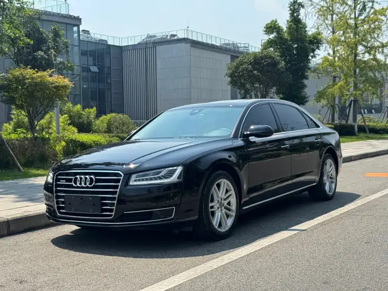 Audi A8, 2016