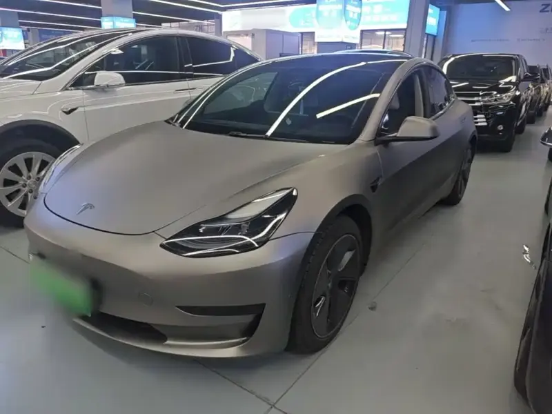Tesla Model 3, 2023