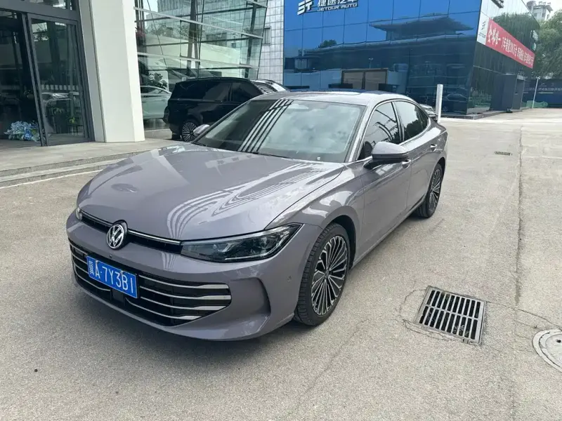 Volkswagen Passat, 2024