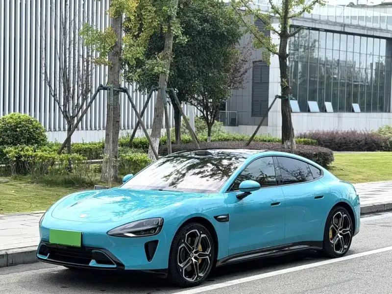 Xiaomi SU7, 2025