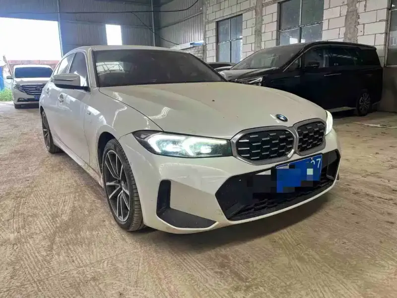 BMW 3 Series, 2022