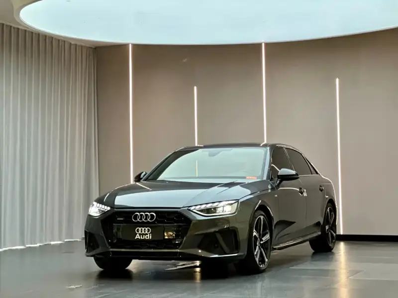 Audi A4L, 2022