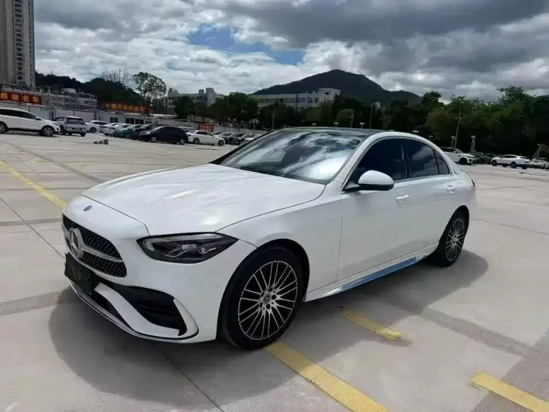 Mercedes-Benz C-Class, 2024