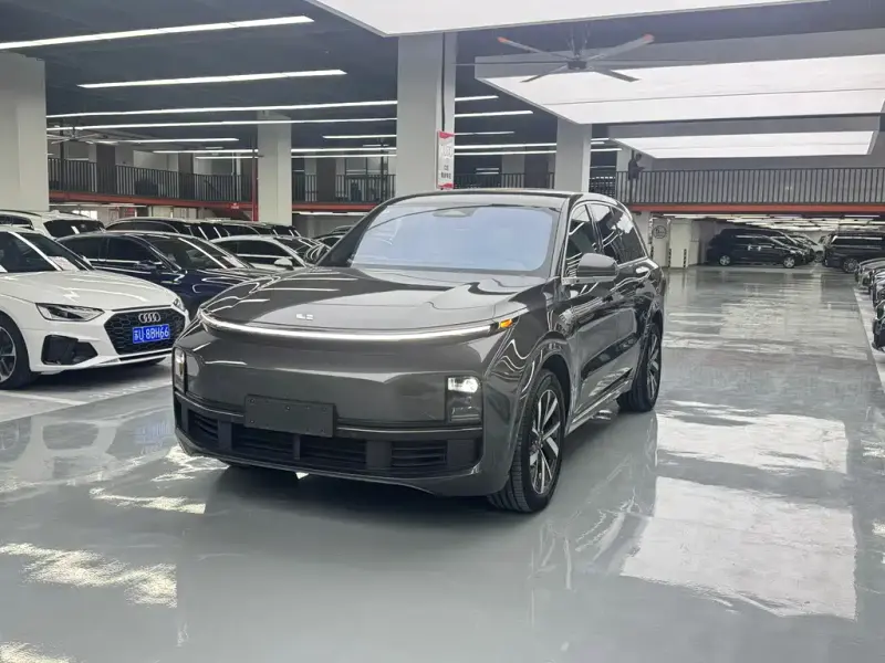 Li Auto Li L8, 2023