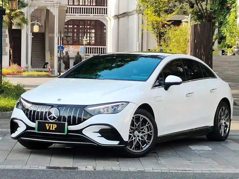 Mercedes-Benz EQE, 2023