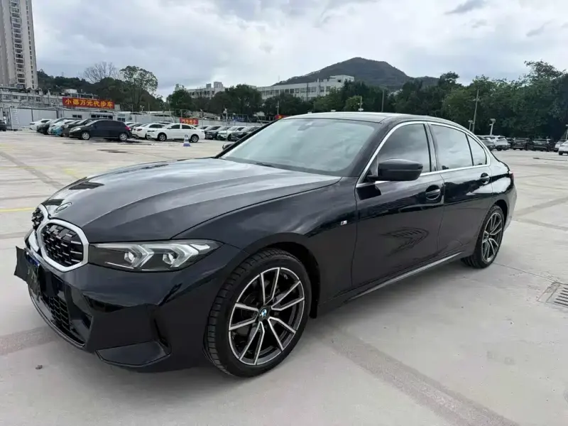 BMW 3 Series, 2025