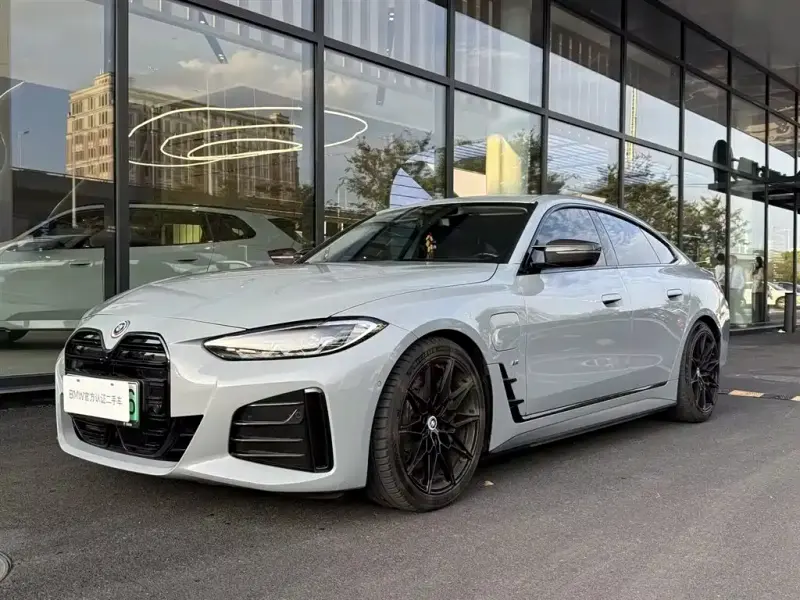 BMW i4, 2024