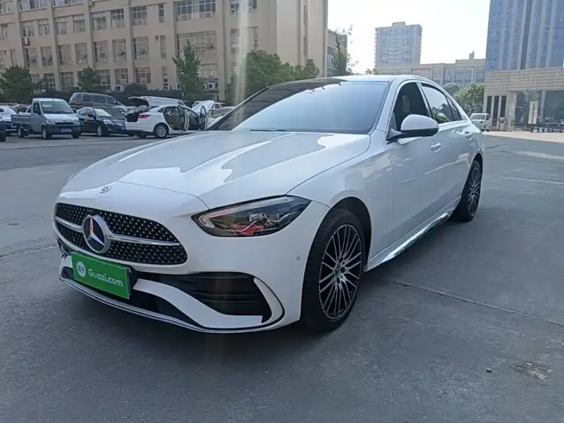 Mercedes-Benz C-Class, 2024