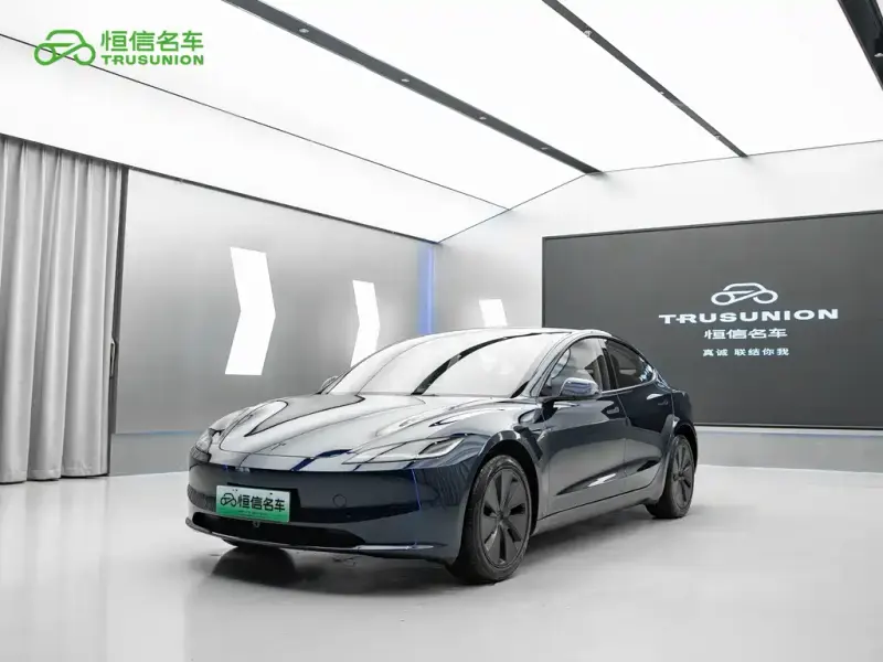 Tesla Model 3, 2026