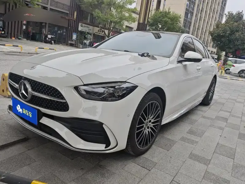 Mercedes-Benz C-Class, 2025