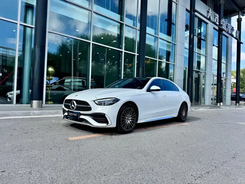 Mercedes-Benz C-Class, 2025