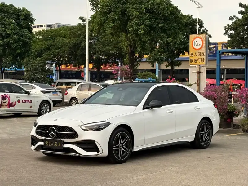 Mercedes-Benz C-Class, 2024