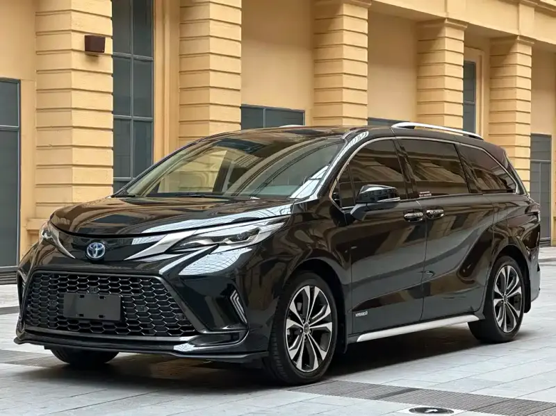 Toyota Granvia, 2023