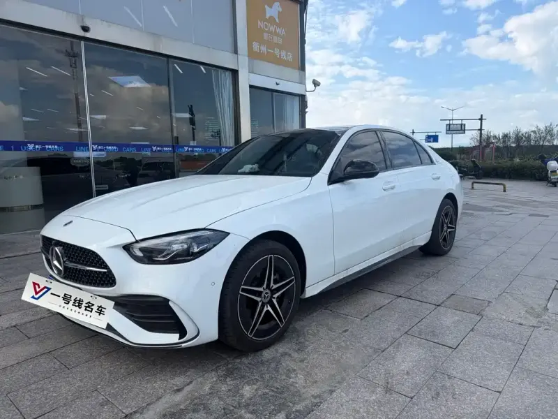 Mercedes-Benz C-Class, 2025
