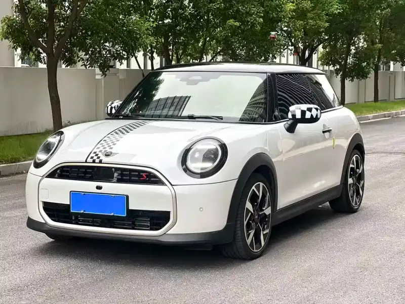 MINI Mini, 2026