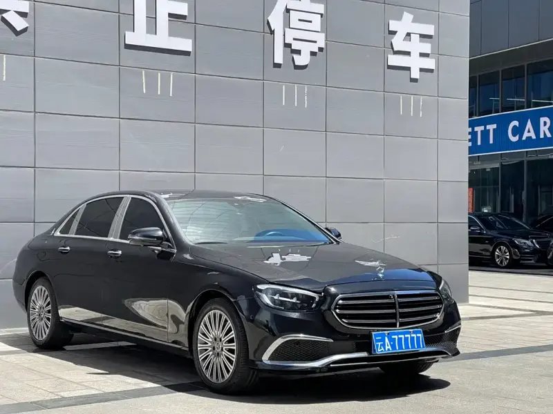 Mercedes-Benz E-Class, 2022