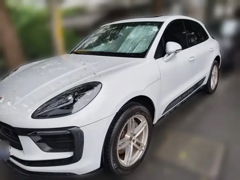 Porsche Macan, 2022