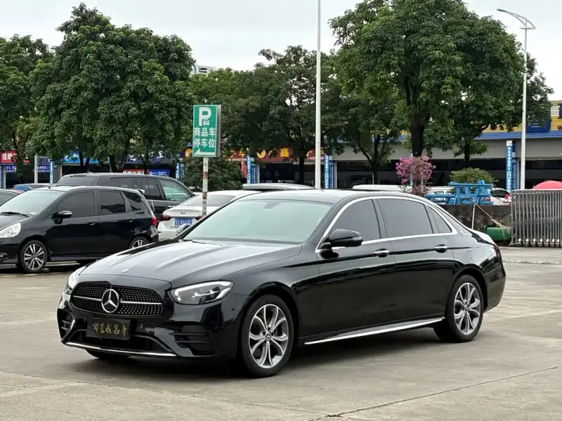 Mercedes-Benz E-Class, 2023