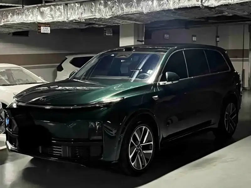 Li Auto Li L9, 2025