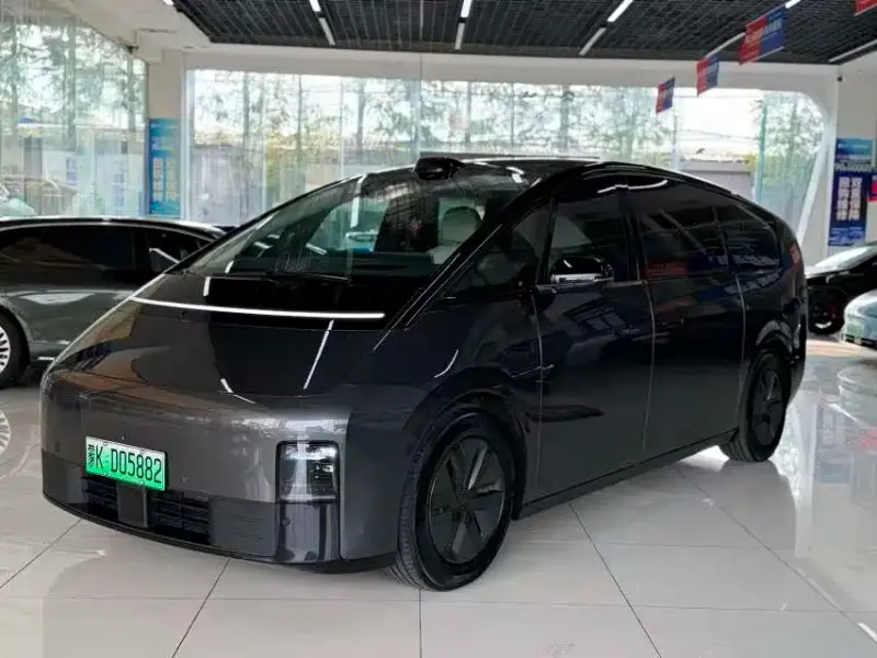 Li Auto Li MEGA, 2024