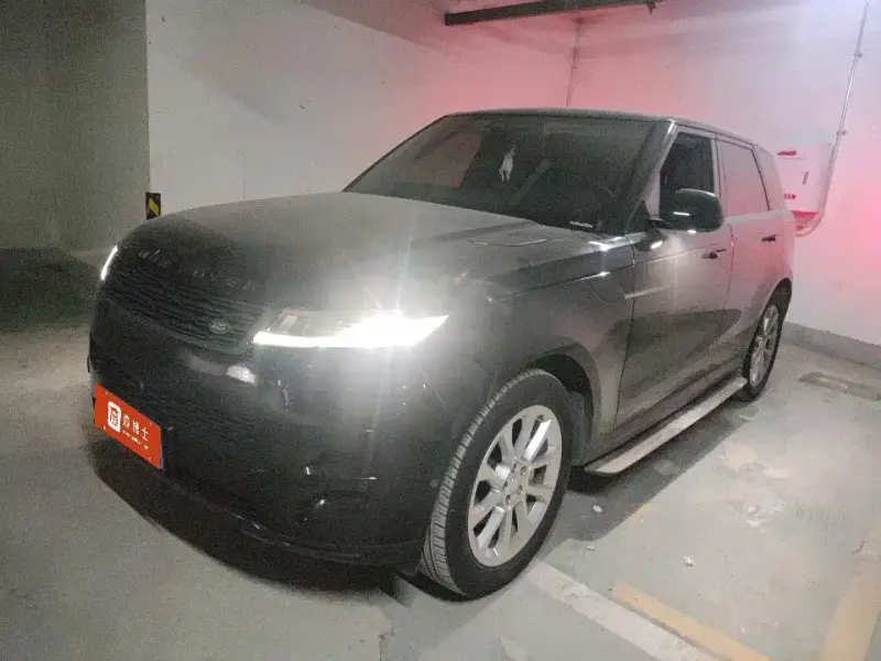 Land Rover Sport, 2025