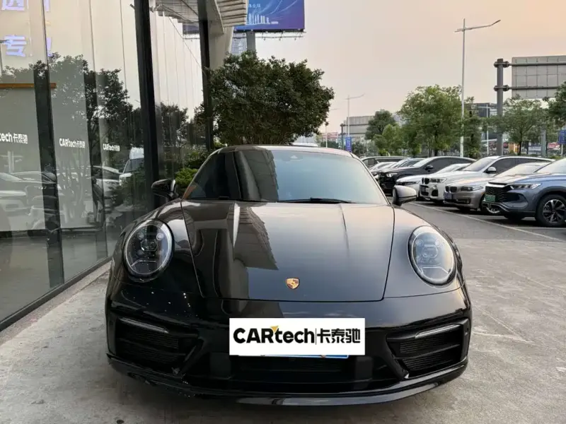 Porsche 911, 2023