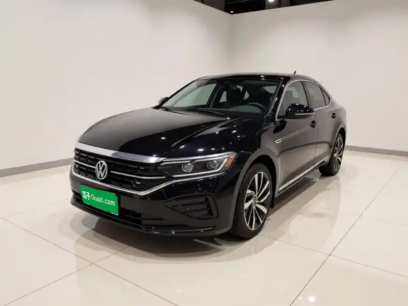 Volkswagen Passat, 2022