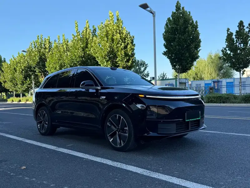 Li Auto Li L6, 2025